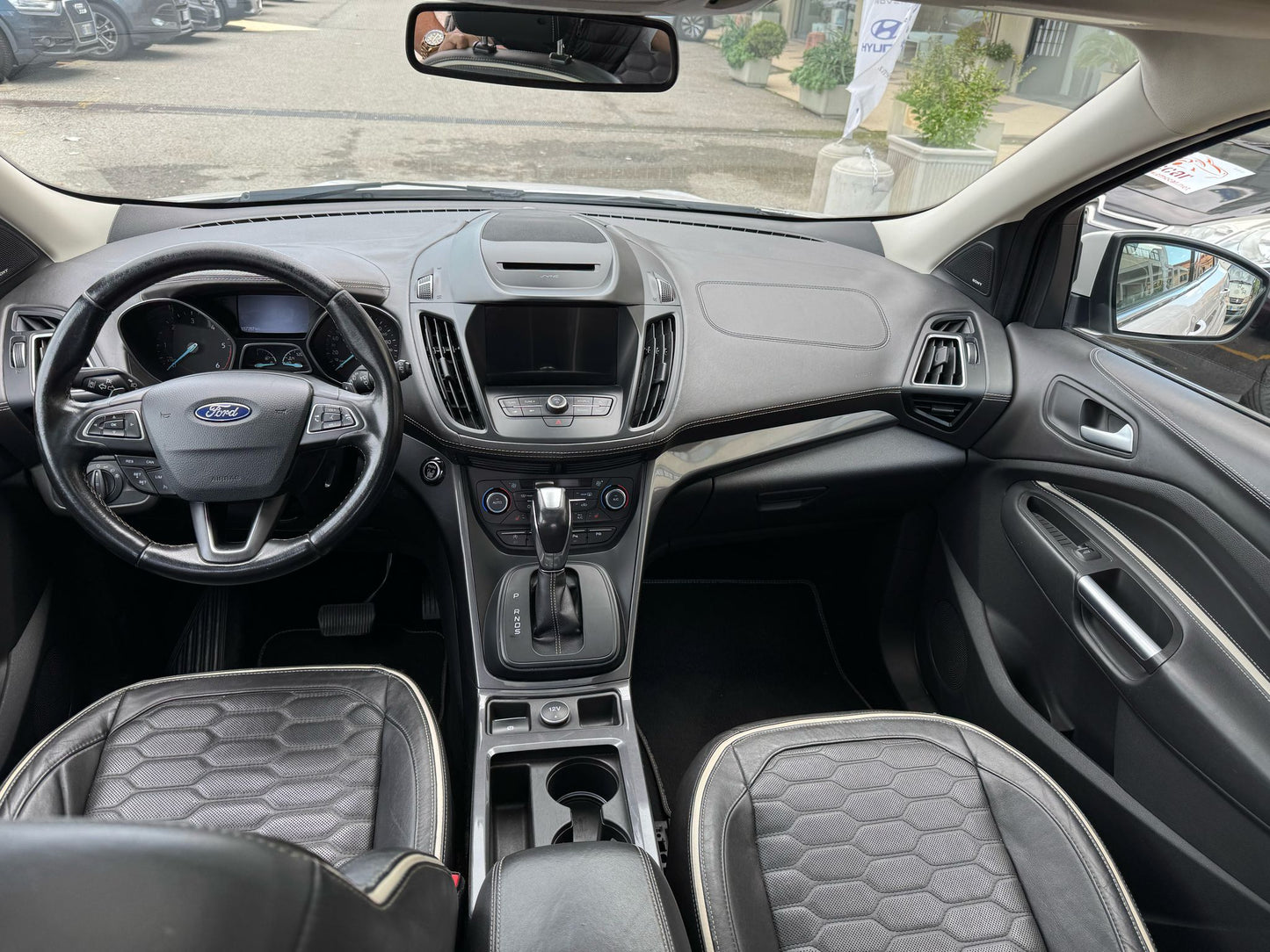 FORD KUGA 2A. 2.0 TDCI 180CV SES POWERSHIFT VIGNALE (132KW)