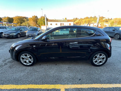 Alfa Romeo Mito 1.3 JTDM-2 95CV ses distintive sport pack (70kw)