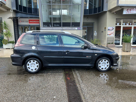 Peugeot 206 1.4 hdi sw xs line (50kw)