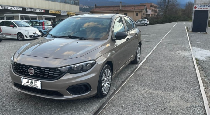 Fiat Tipo 1.3 Mjt ses 5p business (70kw)