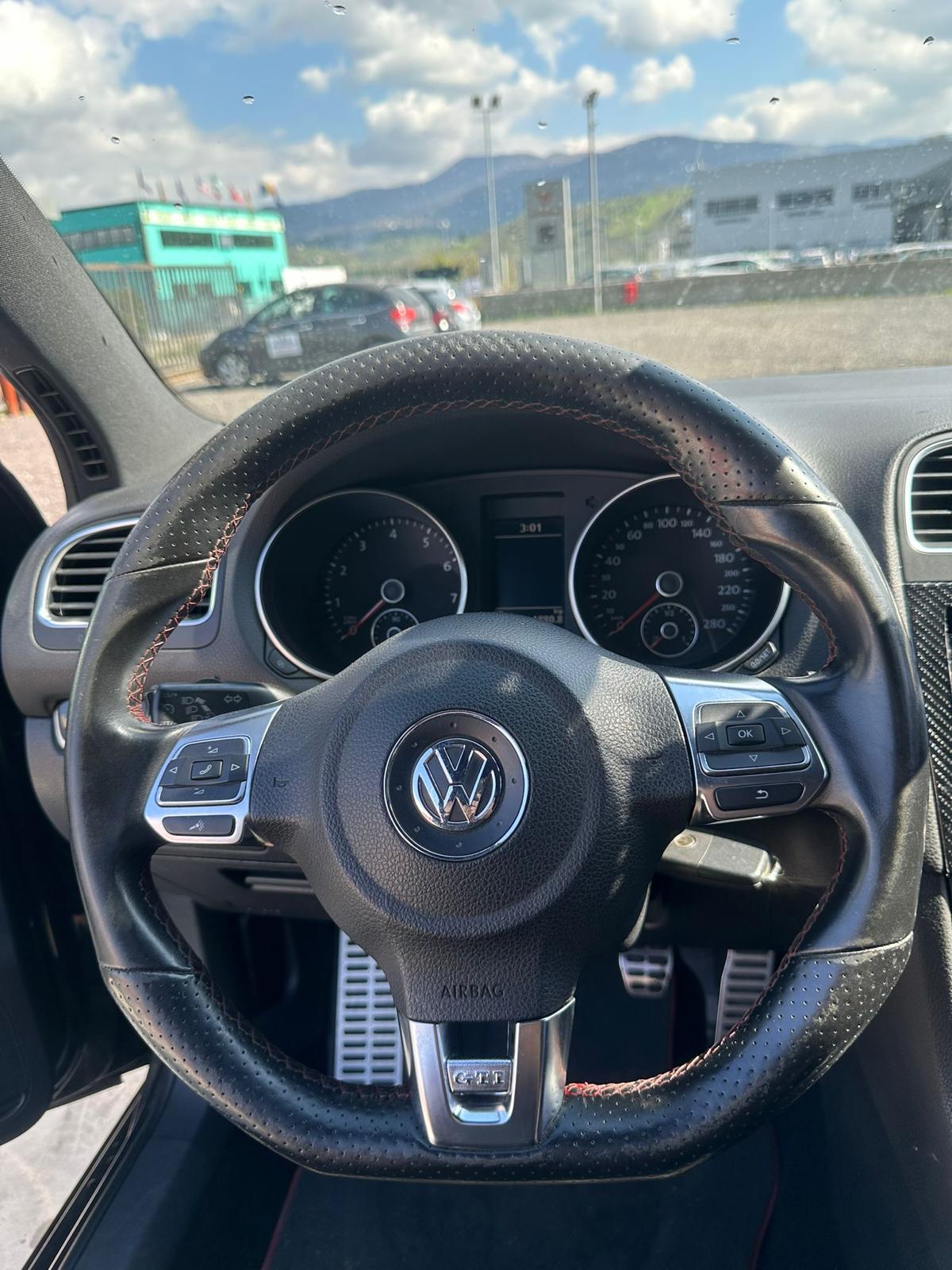 VOLKSWAGEN GOLF 6 SERIE